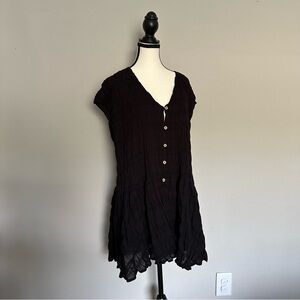 *VESTIQUE* Black Button Shift Dress